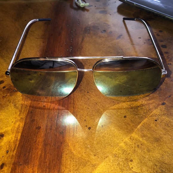 MINT CONDITION DIOR SPLIT AVIATORS - Picture 5 of 5